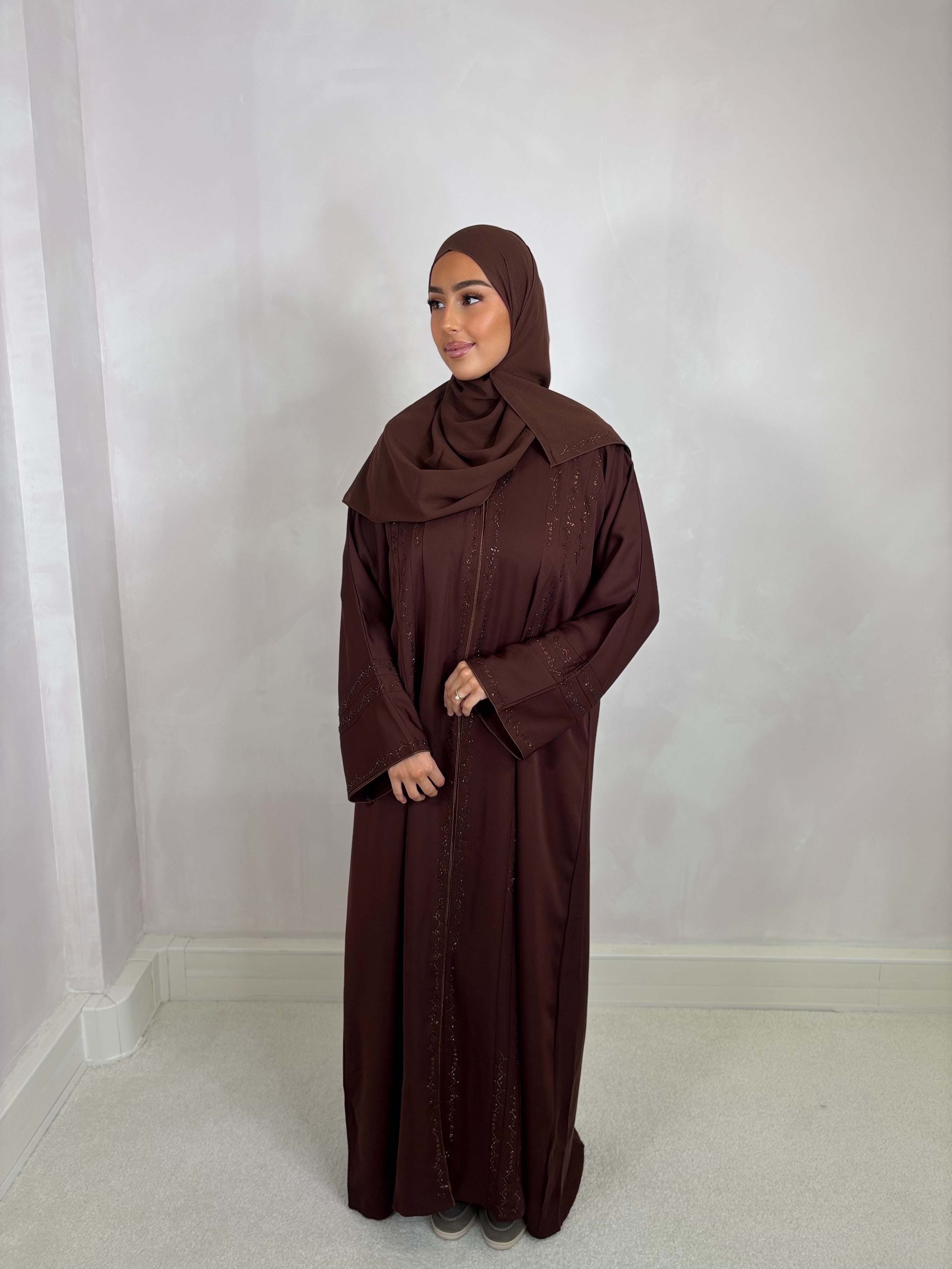 Abaya de Dubai NOOR (n5) - marron foncé