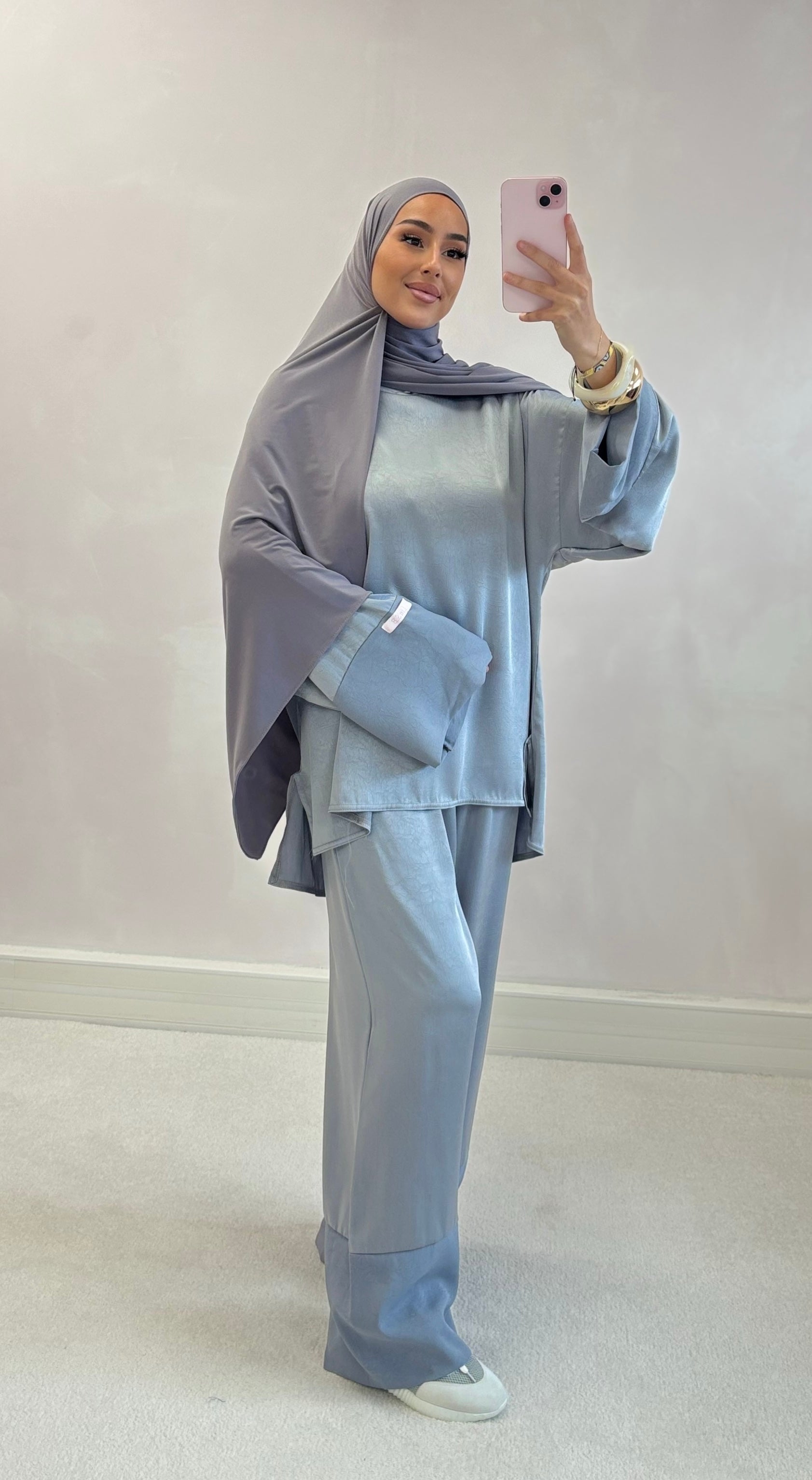 Ensemble MIRA LIN’S B - Grey