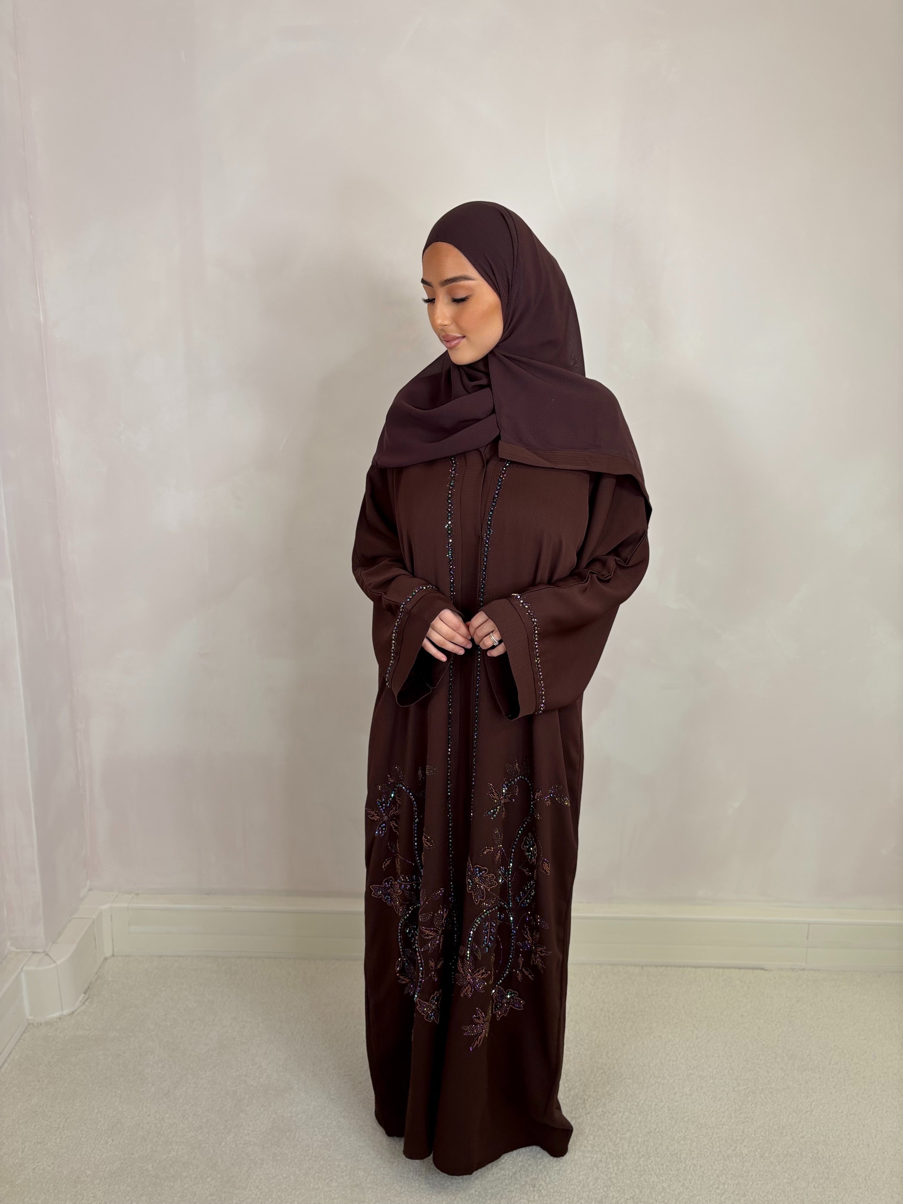 Abaya de Dubai MAYAR (n33) - marron foncé