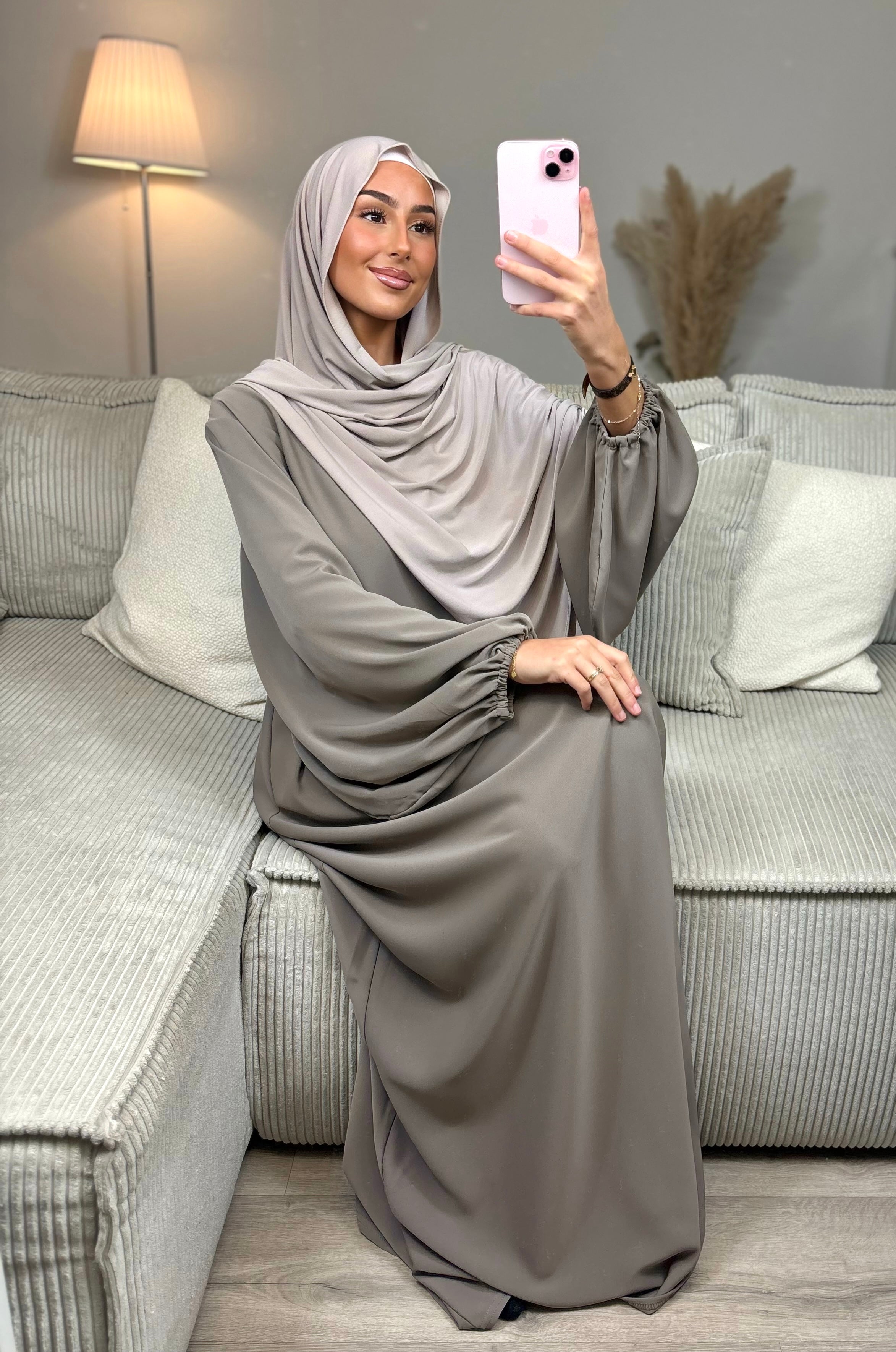 Abaya mit Ballonärmeln – Taupe-Grau