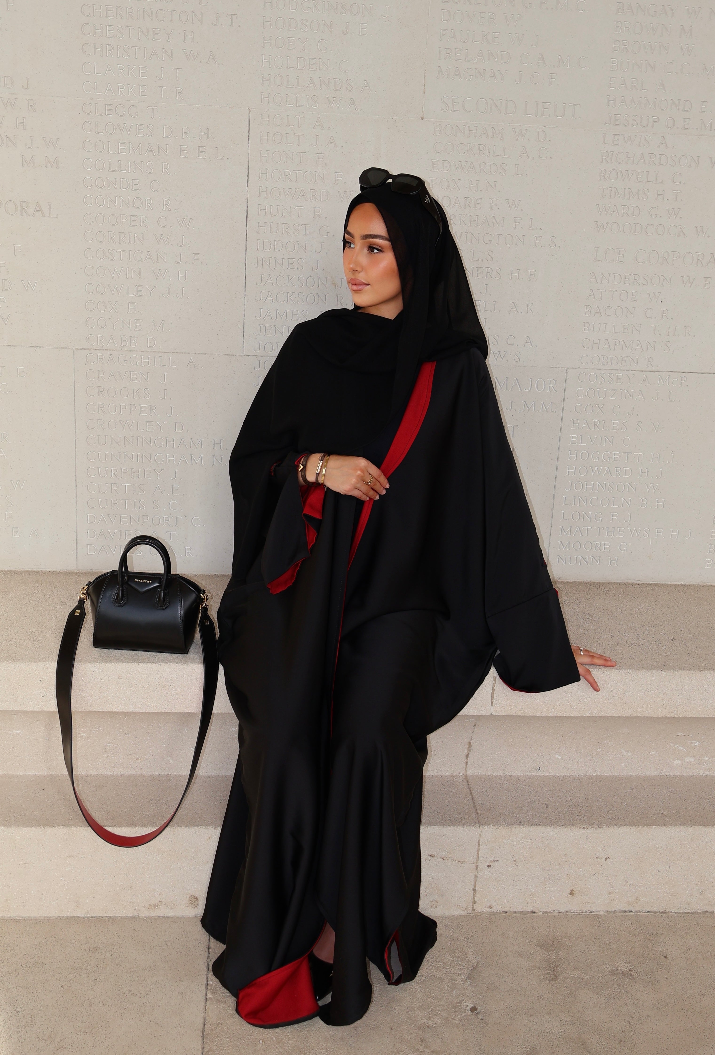 KIMONO LOUBOUTIN LIN’S B