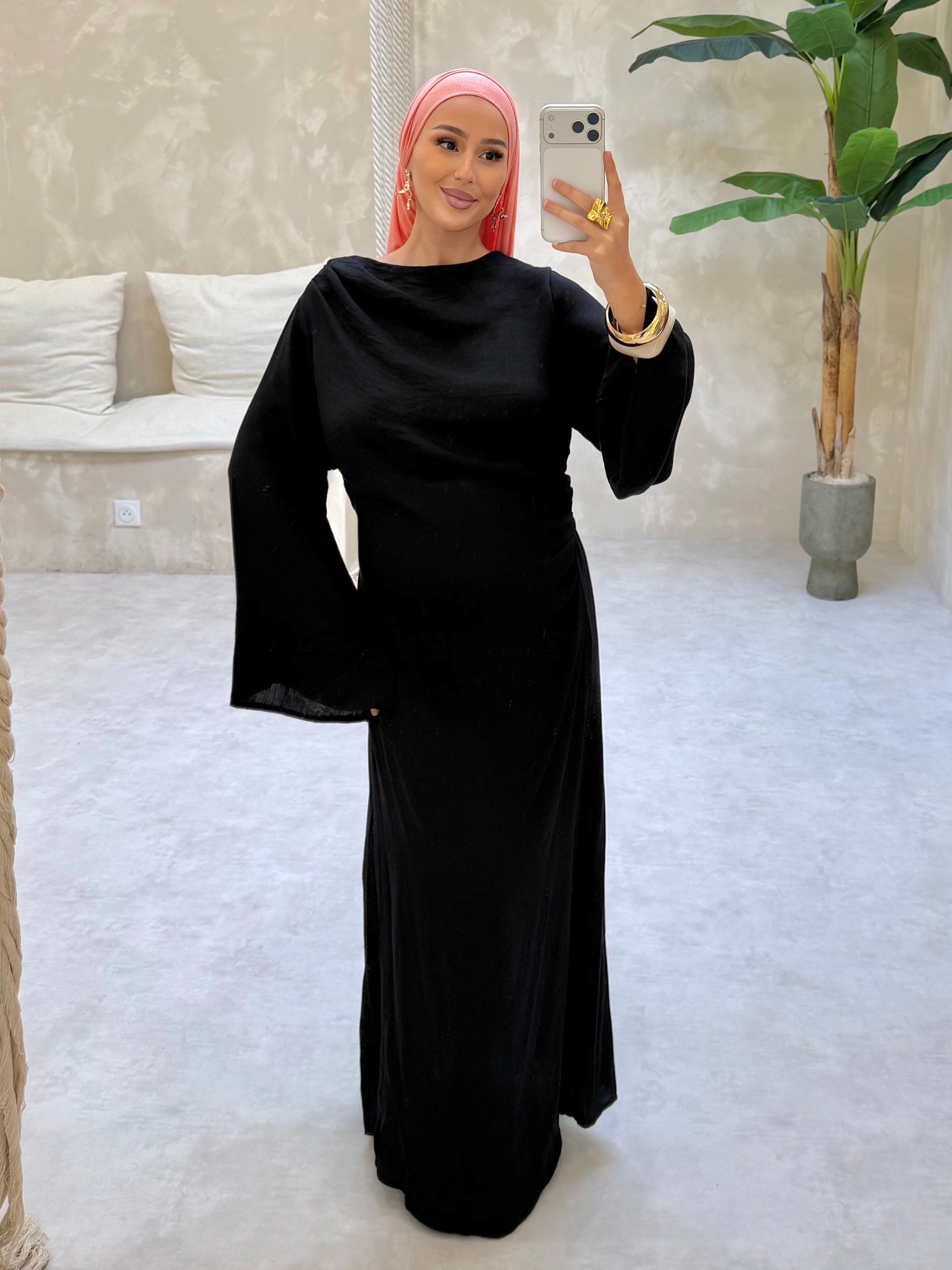 Robe noir
